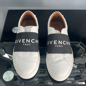Givenchy sneakers in white